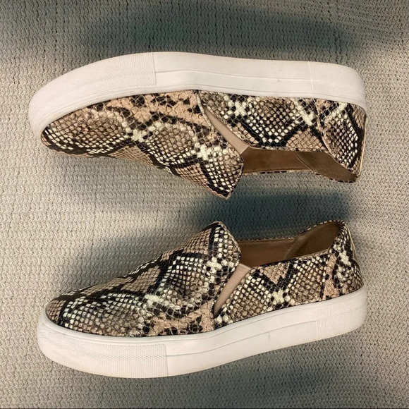 KATE SPADE Sz 10 Ginger Snake Skin Pattern Skater-style Slip-on Sneakers - Picture 5 of 8